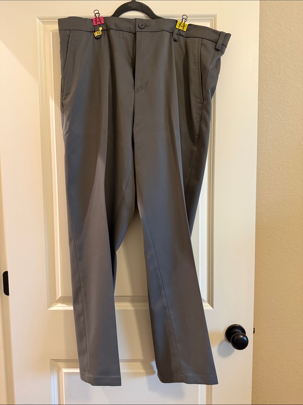 Amazon Essentials Men's Charcoal Gray Dress Pants - Straight Fit